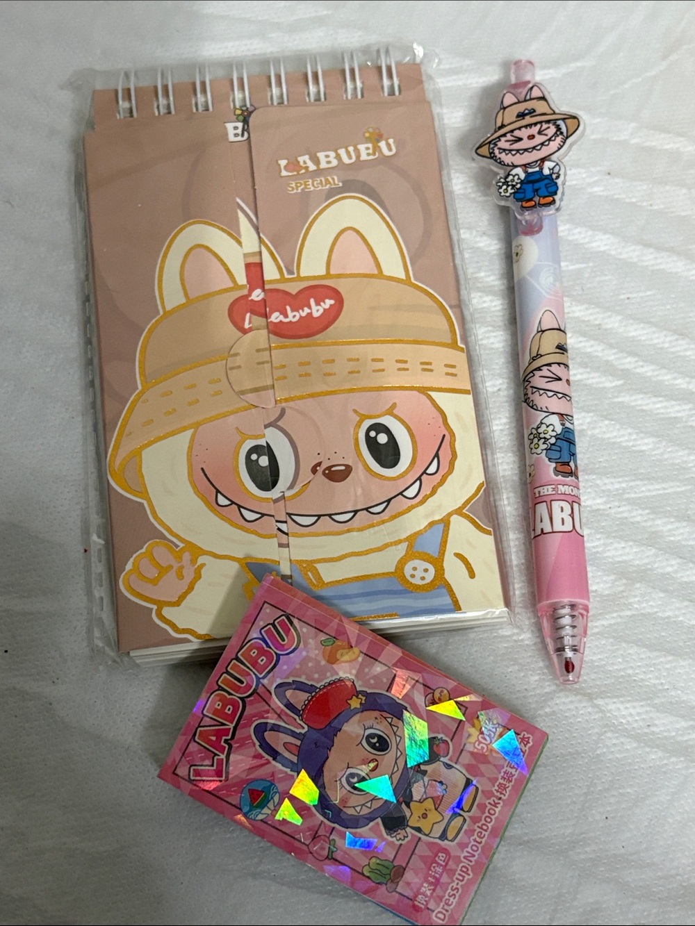 Labubu Notebook & Pen Set - Picture 1 of 4